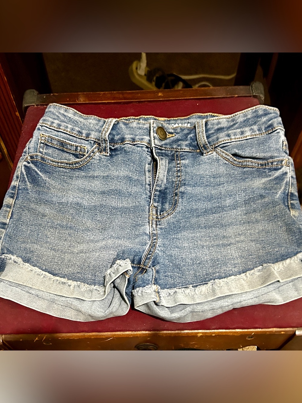 No Boundaries Light Blue Denim Roll-Cuff Women's Shorts